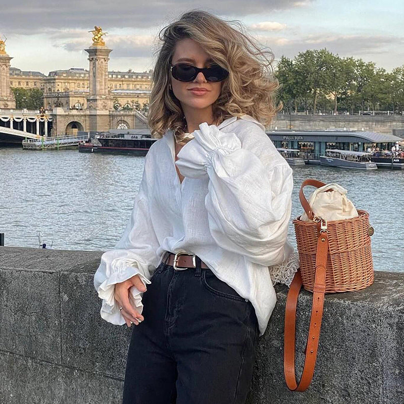 Long-Sleeved Shirt With lantern Sleeves